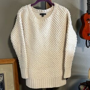 Warm & Cozy Sweater Sz Small